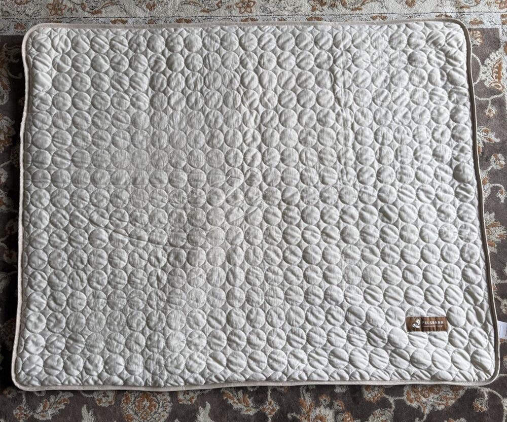 Pelsbarn Dog Cooling Mat “Ice Silk” Self Cooling Pad for Large Dogs, 47x35 XL